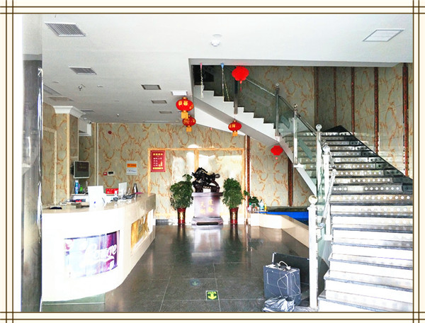 江苏南通风水师姜军经营场所会所风水考察集锦 2018-10-09 易经风水学很重视所属之地（就是你长期生活、工作、休息、决策和思考等地方或场所）的内部、外部环境的风水···