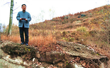 江苏南通风水先生 千里寻龙地 2018-12-30 古代的风水师傅就曾总结过水是山家血脉精，富贵贫贱在水神、山有多高，水有多长、一山一水一圣人，多山多水多豪雄、山水相依，阴阳交媾等之类风水经典，一直影响后世的人们，不论是行走的易经实践者或理论研究者、还是广大群众，可谓深信不疑风水的巨大磁场